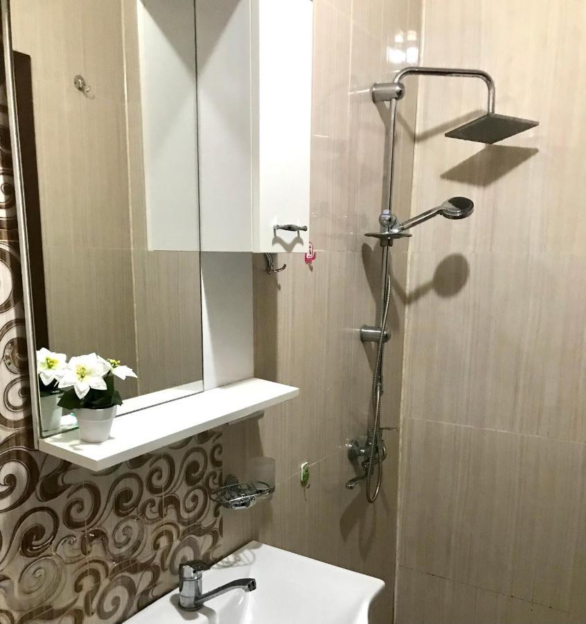 David Apt 1A 巴统 外观 照片
